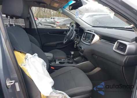 2019 Kia Sorento 2.4L Lx z USA, uszkodzony, nr VIN 5XYPGDA31KG604017